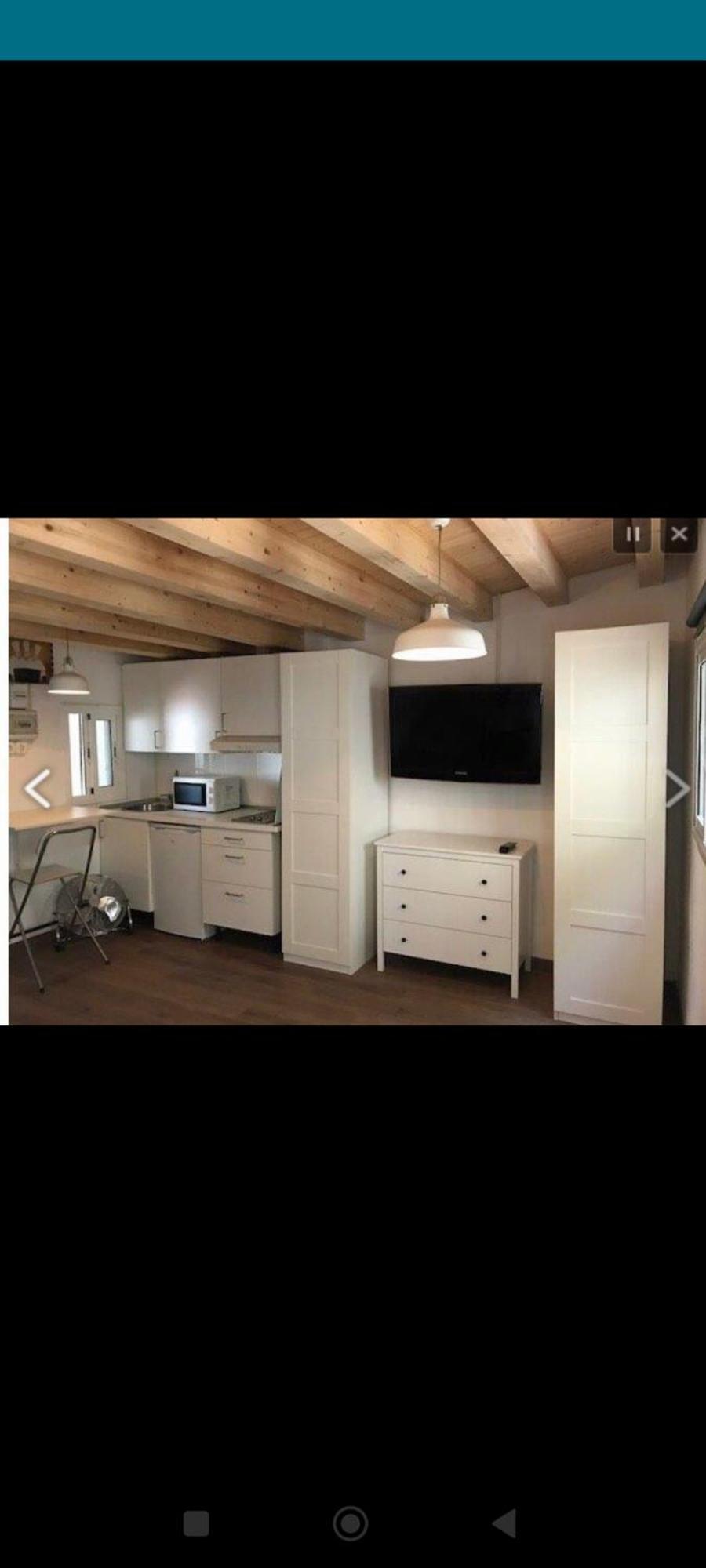 Mini Piso Con Escaleras Lägenhet Barcelona Exteriör bild
